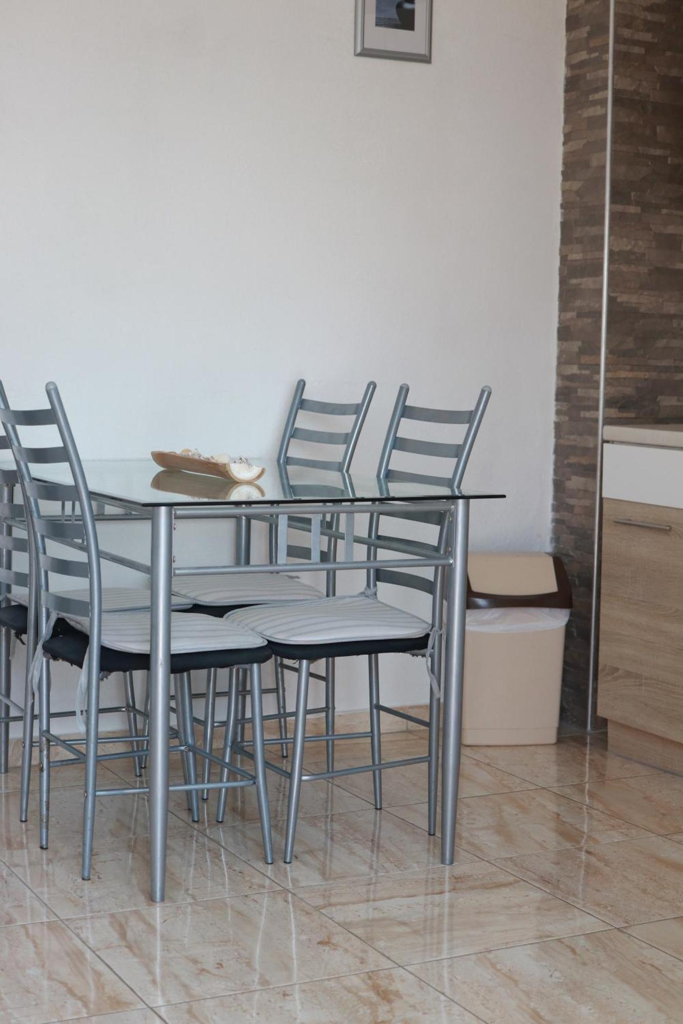 Apartment Mrdan Seget Vranjica