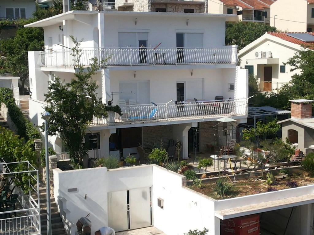 Mrdan Apartment Seget Vranjica